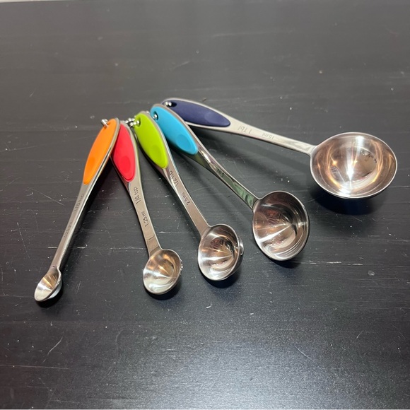 Other - Endurance 18/8 Stainless Steel Measuring Spoons Set of 5 with Color Coded Grips